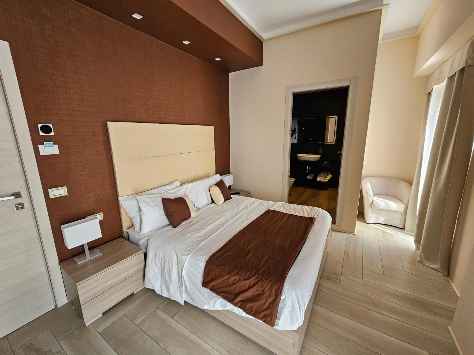 Astoria Boutique Suites Lecce Extérieur photo